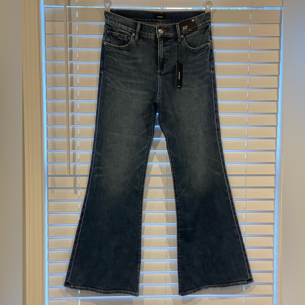 Express Blue 70’s Flare Wide Leg Jeans 6S NWT